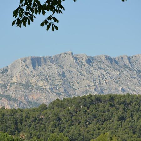 مبيت وإفطار ميرويْ Domaine De Valbrillant المظهر الخارجي الصورة